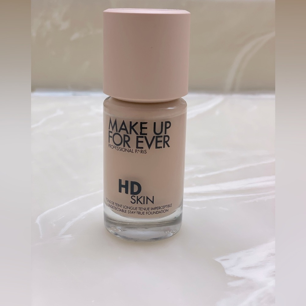 Make Up For Ever HD Skin Foundation (1N06)